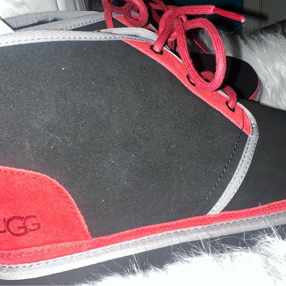 New Neumel suede Uggs - Picture 6 of 6